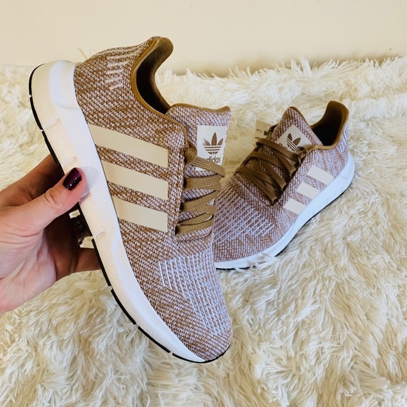 Adidas Swift Run - Picture 2 of 6